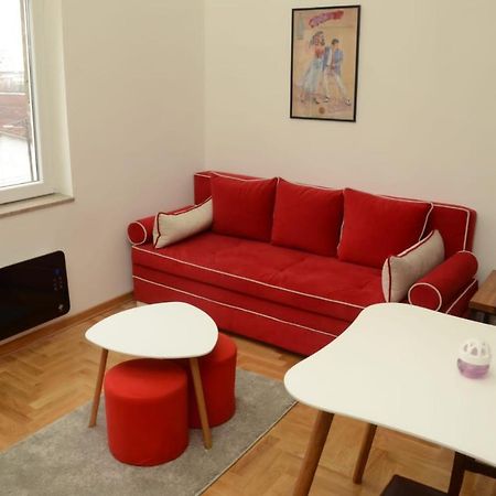 Apartman Djura Belgrado Exterior foto